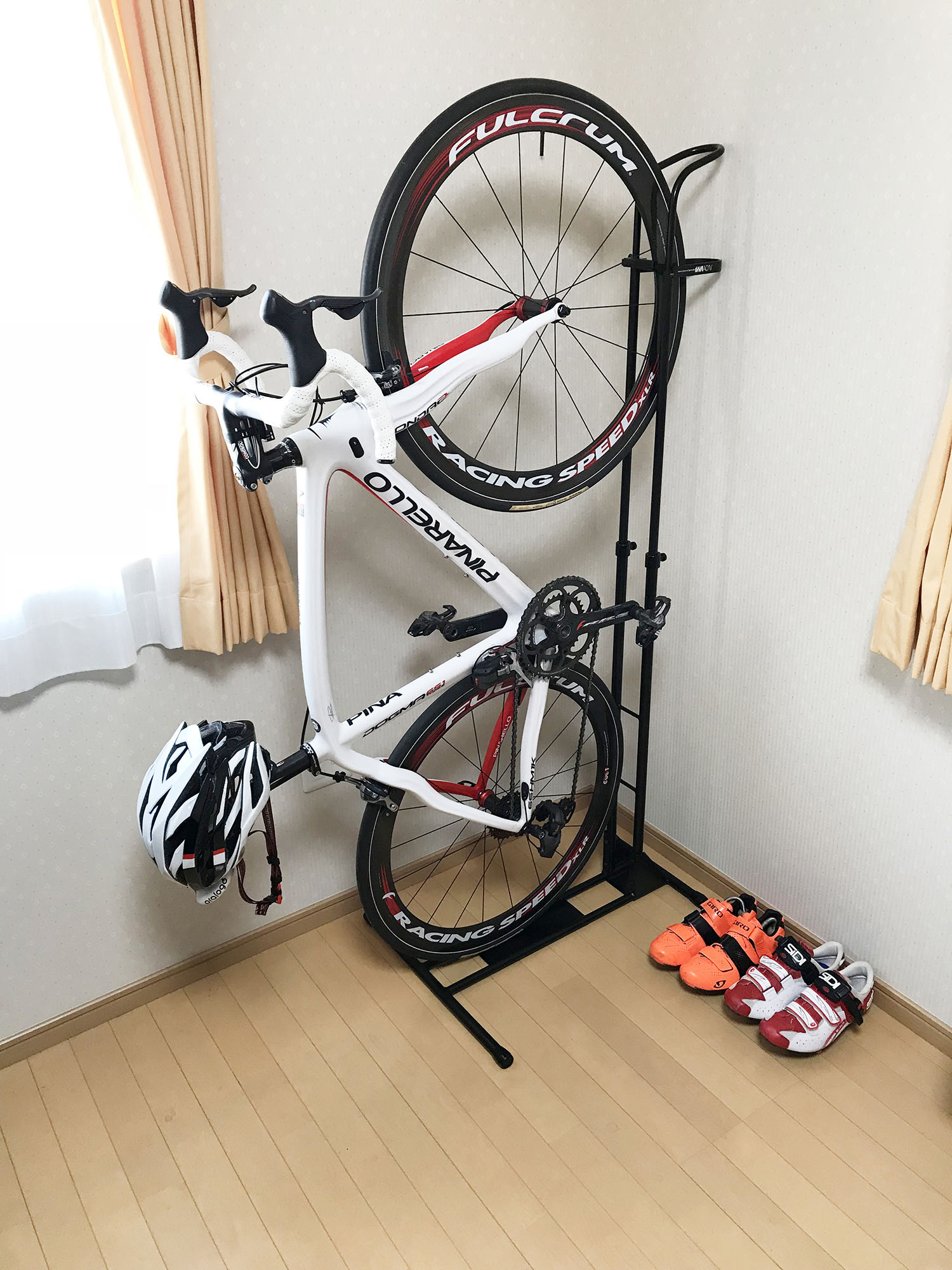 自転車 室内 保管 縦 置き