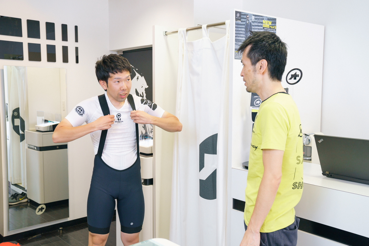 アソスのサイクルウエアフィッティング ベストサイズで着るために サイクルスポーツの特集記事（トピックス） | サイクルスポーツ.jp