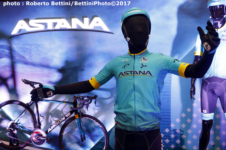 アスタナプロチームがカザフスタンでチームプレゼンテーションを開催 サイクルスポーツのニュース サイクルスポーツ Jp