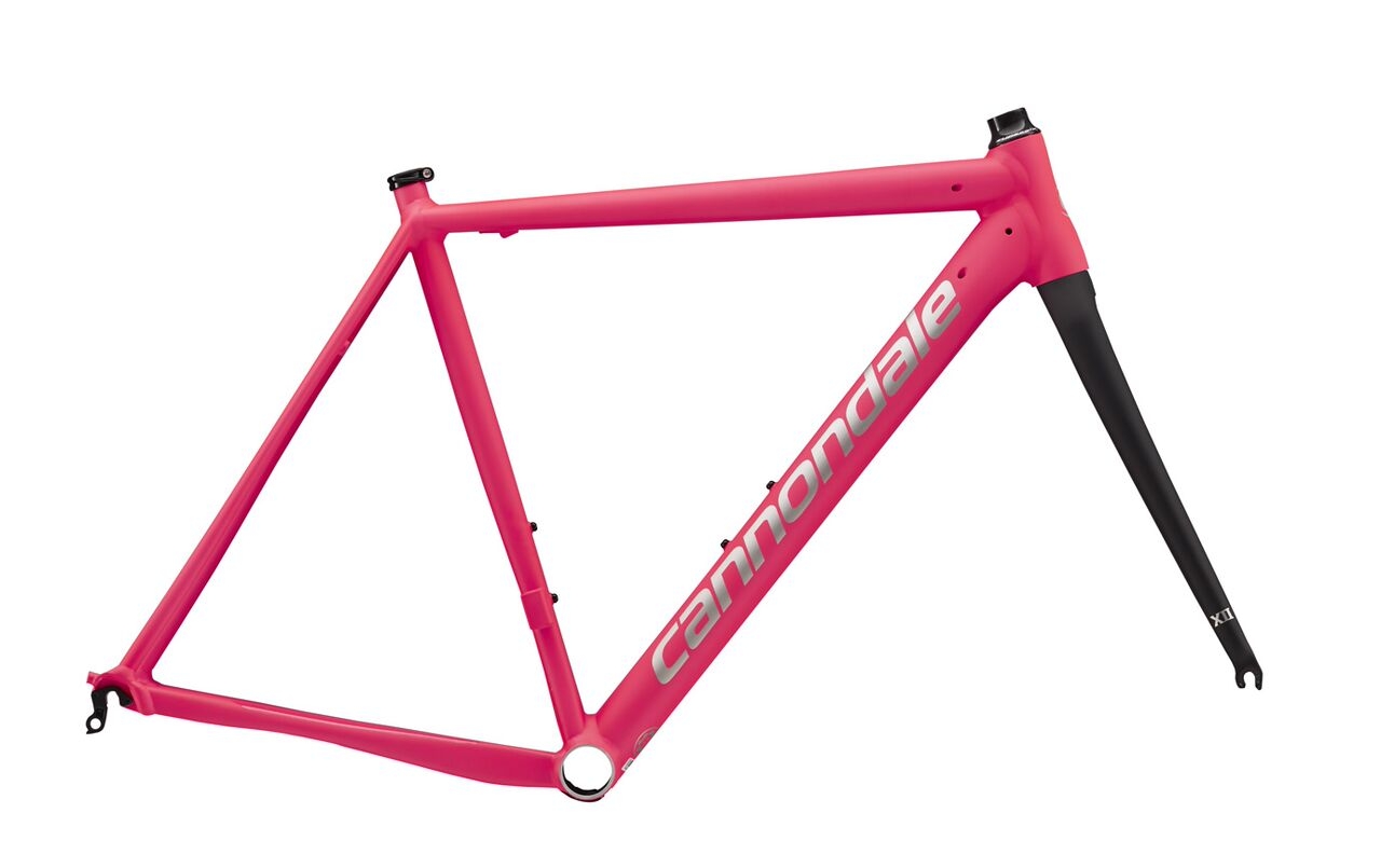 キャノンデール　CAAD12 cannondale-caad12-disc-105-