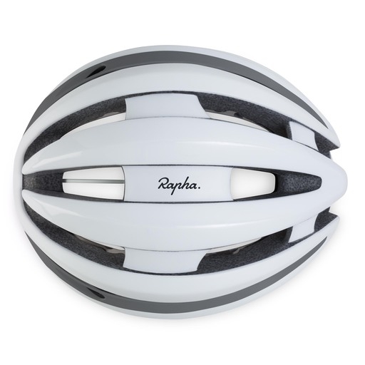 THE RAPHA HELMET」Giro社と共同開発したロード用ヘルメット