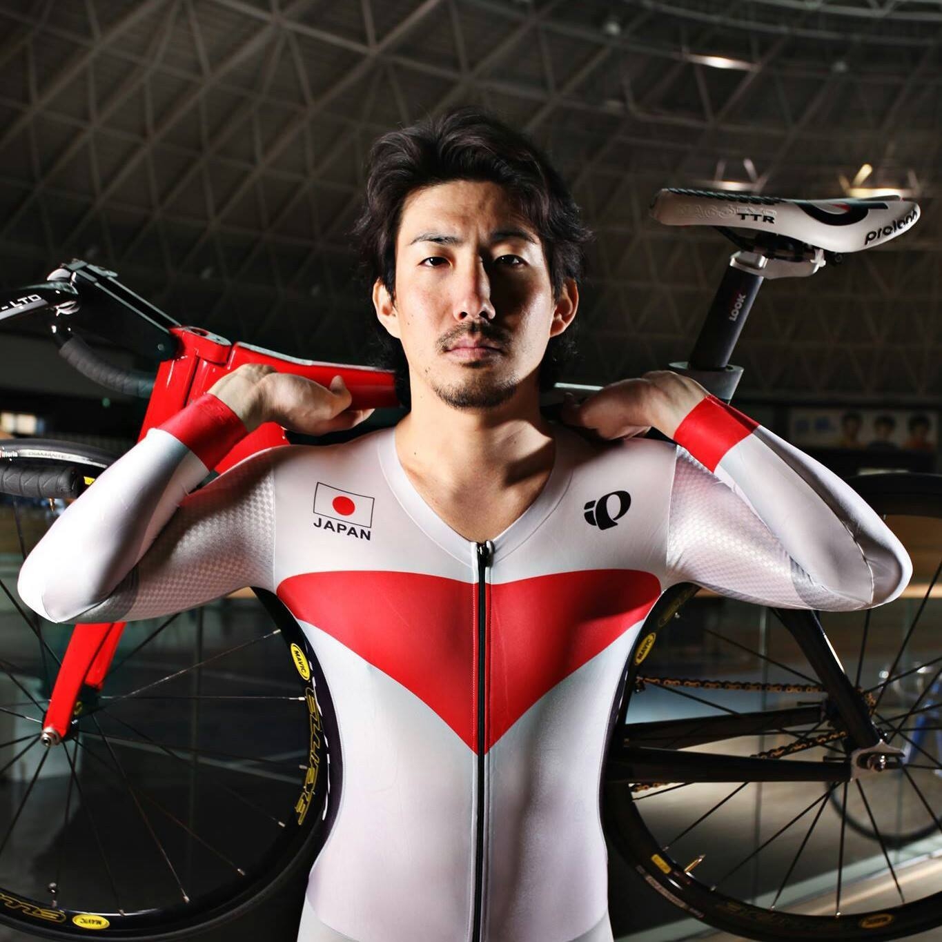 ちゃりカンパニー 自転車競技日本代表の渡邉一成とスポンサー契約締結 サイクルスポーツのニュース サイクルスポーツ Jp