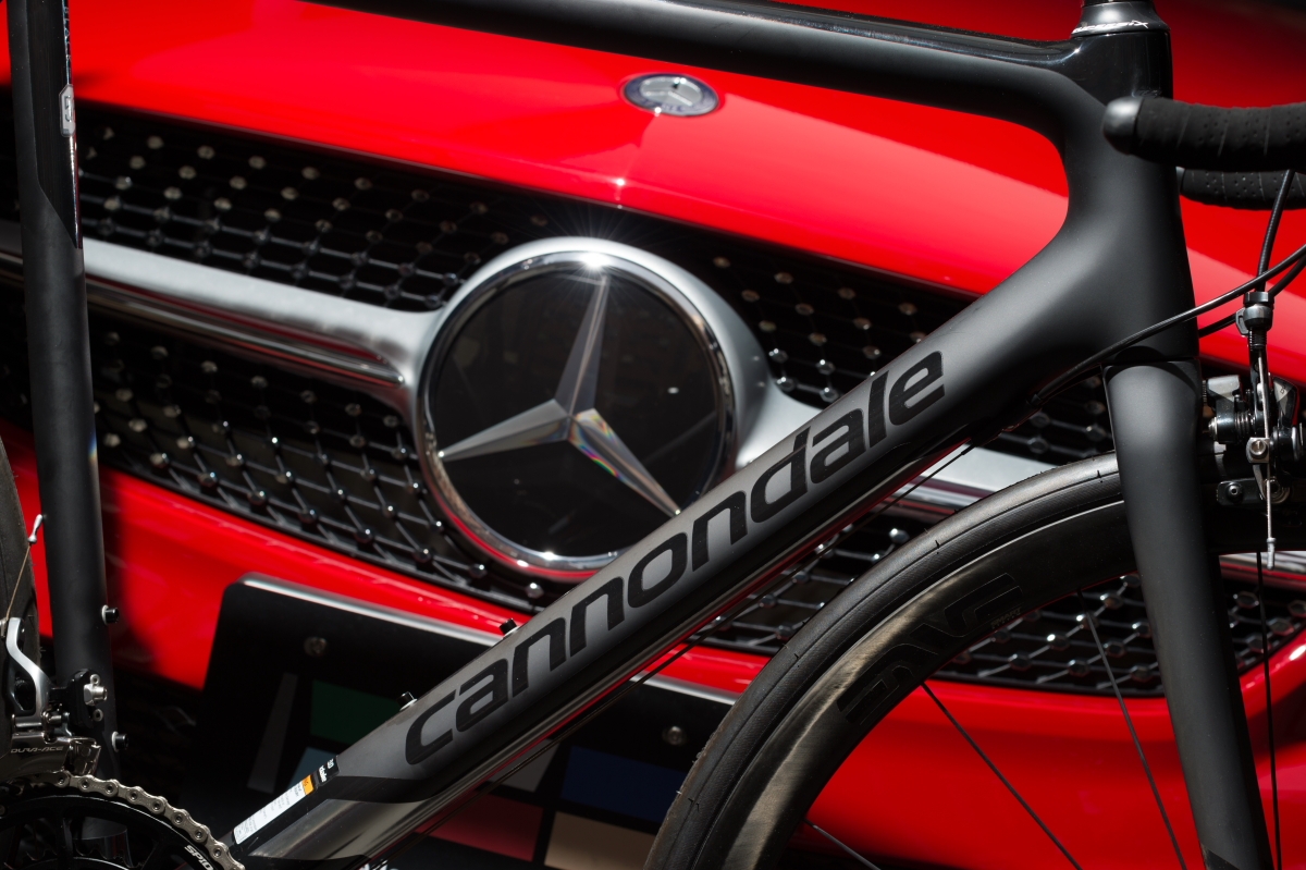 メルセデス ベンツ キャノンデールトップ対談 ビジネスパーソンが語る 6ホイール サイクルスポーツの特集記事 トピックス サイクルスポーツ Jp