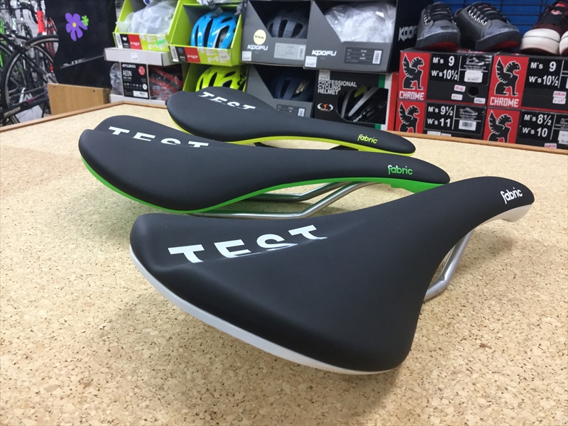 fabric TEST サドル Amazon | fabric(ファブリック) サドル SCOOP SHALLOW SPORT BKB