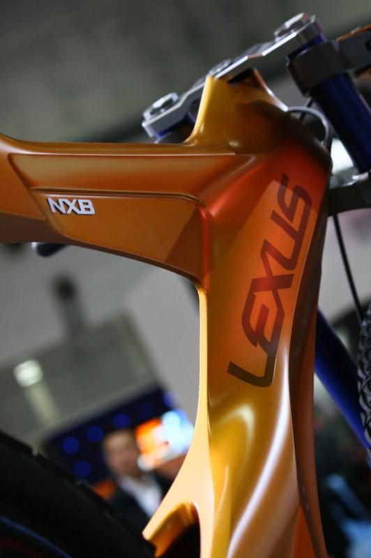 レクサスバイク第2弾「NXB」登場！ サイクルスポーツのニュース
