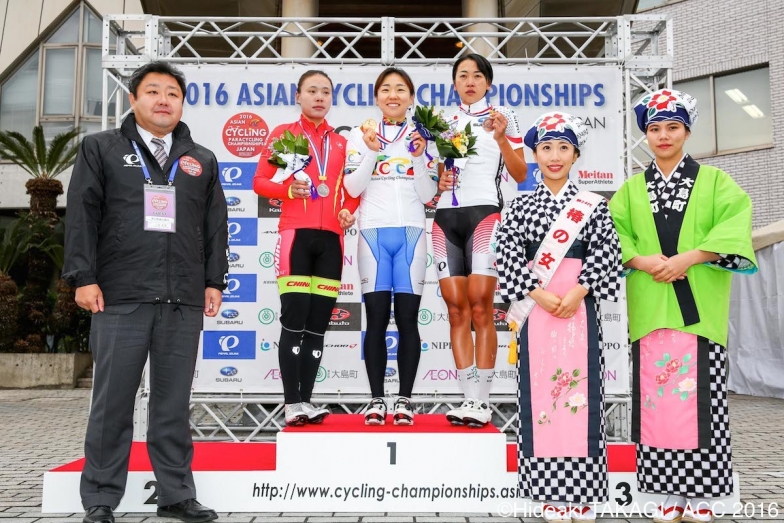 アジア選手権大会・エリート女子ロードレースの表彰式