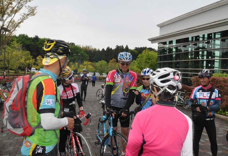 台湾から「ファムツアー」で自転車旅行関係者５人が参加した