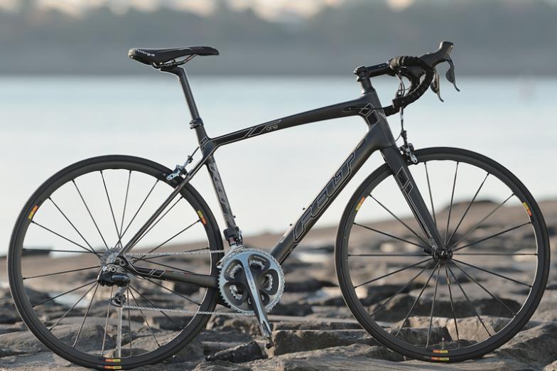 運動性能に磨きをかけたコンフォートロード！FELT Z1 サイクルスポーツ