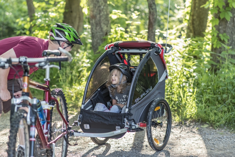 米国の自転車用ベビーカー バーレー 17年7月発売 荷物 ペット用自転車トレーラーも登場 サイクルスポーツのニュース サイクルスポーツ Jp 米国の自転車用ベビーカー バーレー 17年7月発売 荷物 ペット用自転車トレーラーも登場 サイクルスポーツのニュース サイクルスポーツ Jp