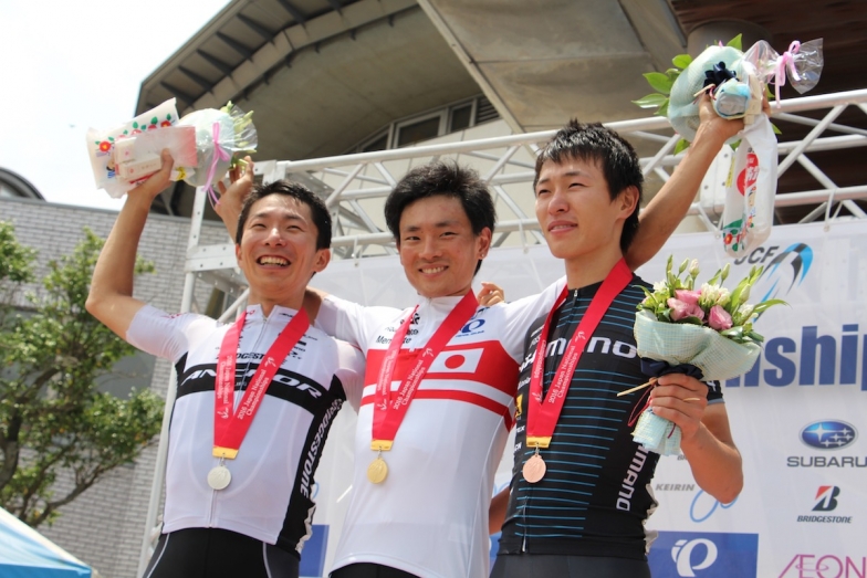 ブリヂストアンカーが全日本タイトル制覇!エリート男子ロードは初山、西薗がワンツーフィニッシュ