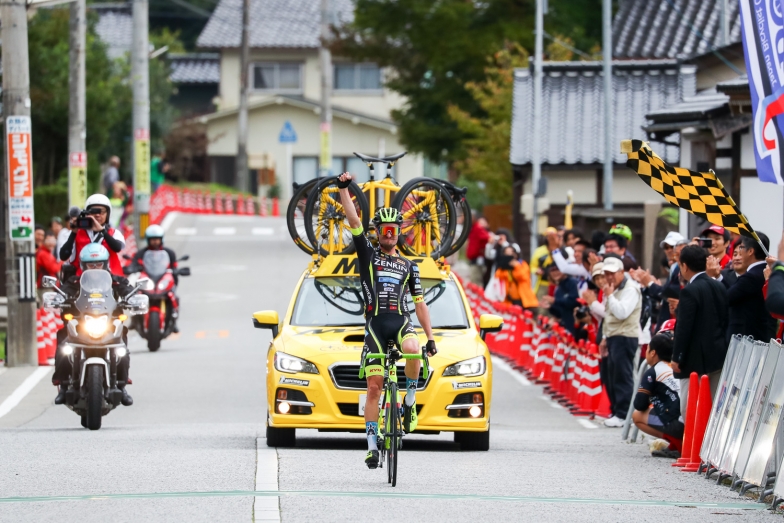 P1クラスタ　オスカル・プジョル（Team UKYO）が独走優勝　©(一社)全日本実業団自転車競技連盟