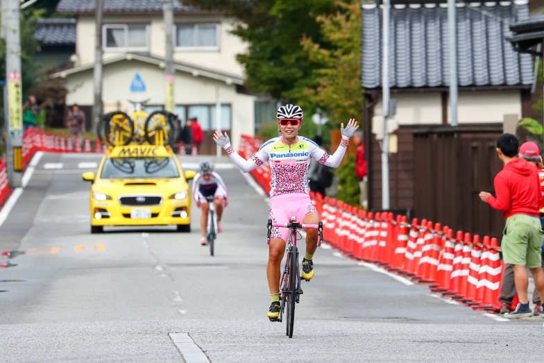 Fクラスタ　坂口聖香（パナソニックレディース）が優勝　©(一社)全日本実業団自転車競技連盟