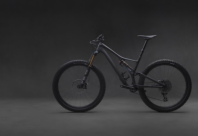 スペシャライズドのオールドmtb sワークスのスタップジャンパーで