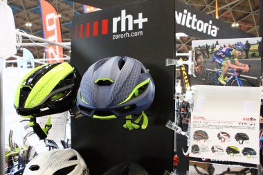 rh+のヘルメット最新モデル「EHX6077ランボ」
