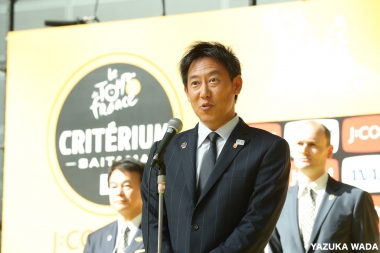 スポーツ庁長官・鈴木大地氏もゲストとしてオープニング走行に参加する