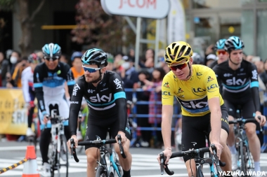 ツール・ド・フランス2016の優勝者、クリス・フルームとチームスカイ