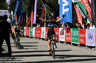 女子エリート、1戦目に続き優勝したジョイス・ファンデルベーキン（STEVENS Pro Cycling ? Donen-Vondelmolen CX team）