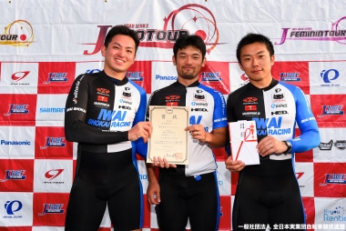 男子チームスプリント　全日本実業団新記録で優勝した岩井商会レーシング