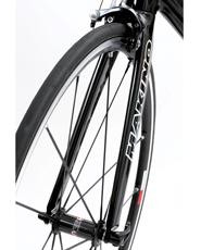 NJS認定工房が放つフルカーボンフレーム。MAKINO MK01 サイクル