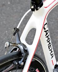 ハイパフォーマンス！CARRERA NITRO SL サイクルスポーツの特集