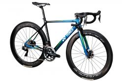 ライトサイクル「バッタリン限定フレーム」カレラチームカラー予約受付