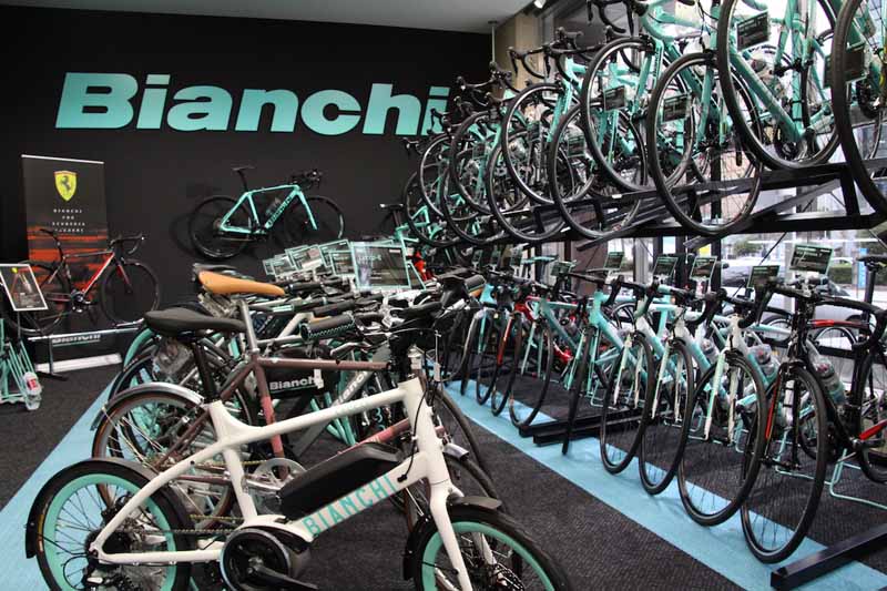 中部エリア初ショップインショップ「BIANCHI BIKE STORE Y's