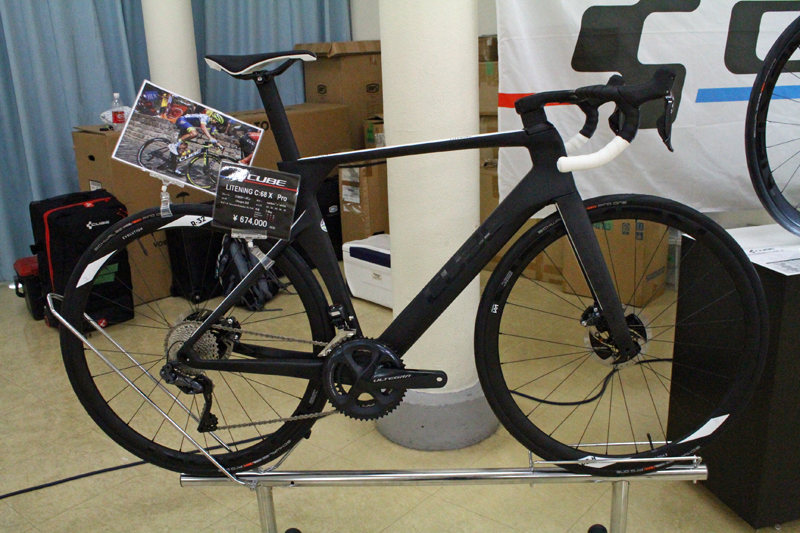 自転車本体 CUBE Lightning C68x 2020 Di2 52 Zipp404 cube-litening-c68x-race-mens-